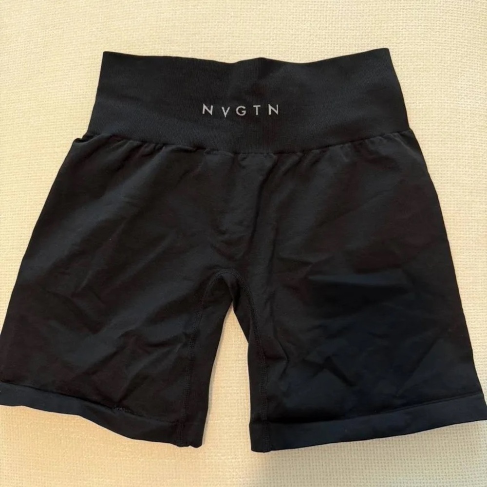 NVGTN Women's Black High-Rise Bike Shorts with Logo